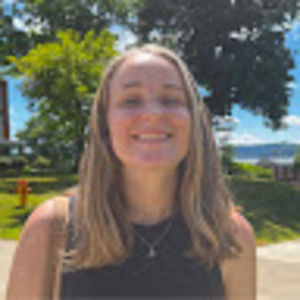 Meet your Posher, Lena